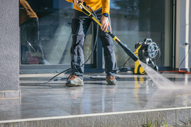Best Pool Deck Cleaning  in Petersburg, WV